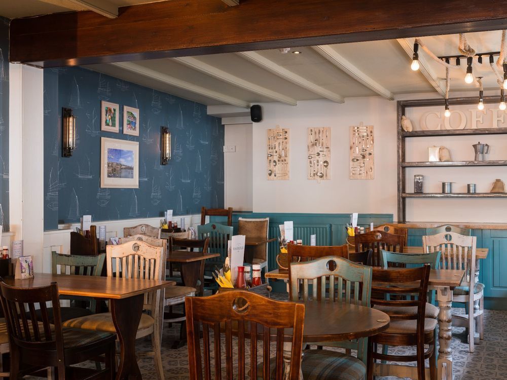 Harbour Inn Porthleven Exterior photo